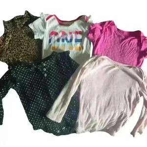 5 piece onesie  bundle with FREE OLD NAVY HOODIE